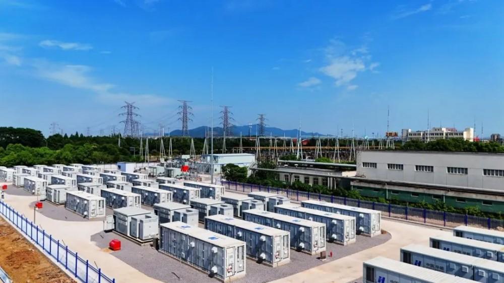 储能电池四大核心参数详解：容量衰减、工作温度、电池一致性与P/E功率能量比